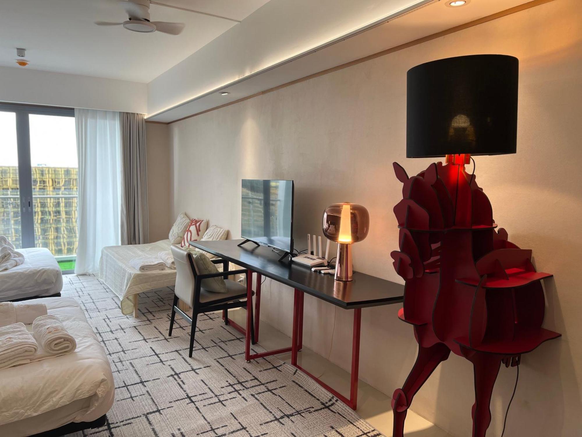 Luxurious European Style Penthouse Modern Apart Ment Cross City Of Dreams Okada Solaire Moa Airport Manila Bagian luar foto