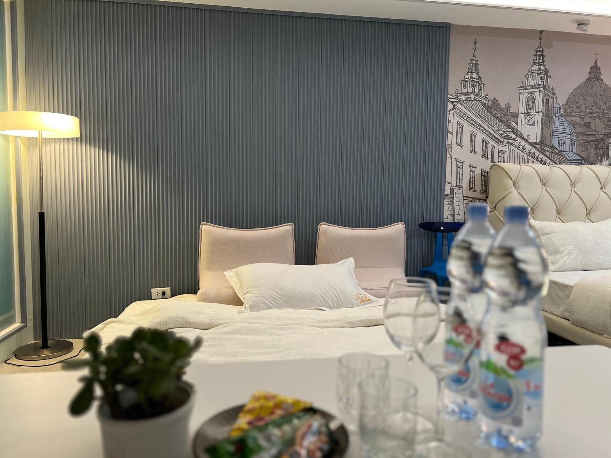 Luxurious European Style Penthouse Modern Apart Ment Cross City Of Dreams Okada Solaire Moa Airport Manila Bagian luar foto
